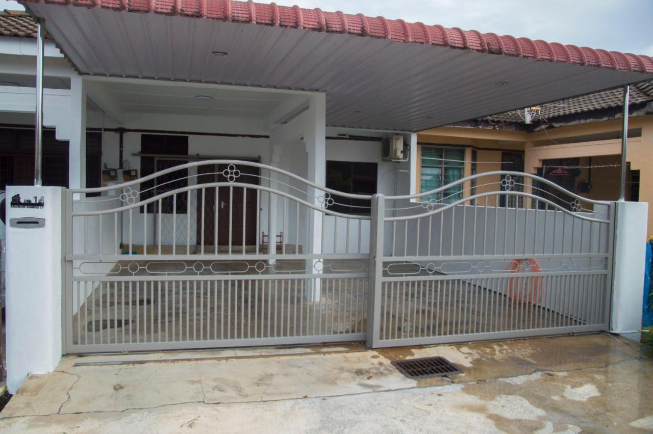 Wy Impian Homestay Μπουκίτ Μερταχάμ Εξωτερικό φωτογραφία